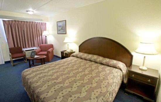 Royal Inn Charlotte Exterior photo